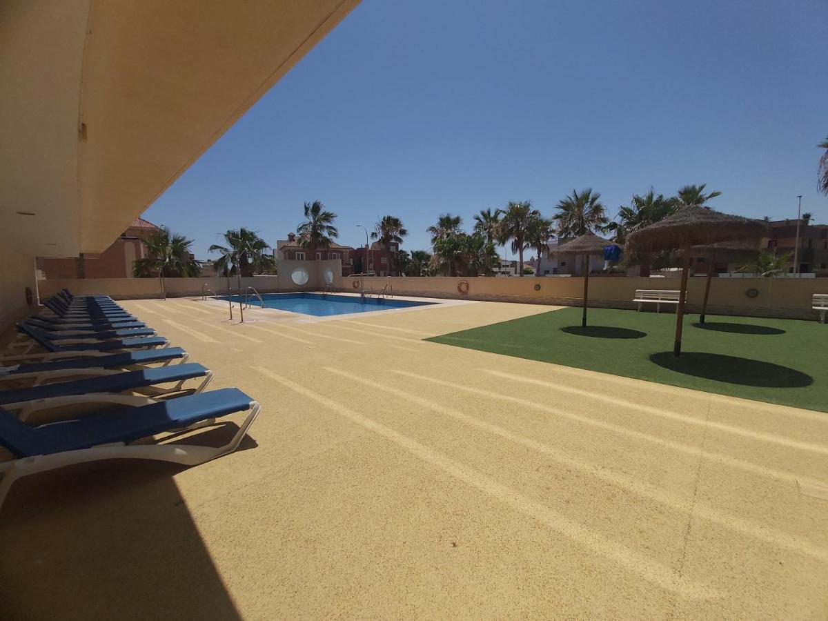 Mar & Sal Roquetas De Mar Playa De Las Salinas Exterior photo